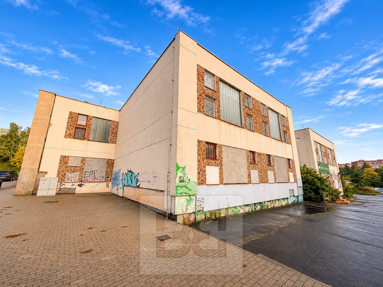 Prodej obchodního prostoru 14 070 m², Chomutov