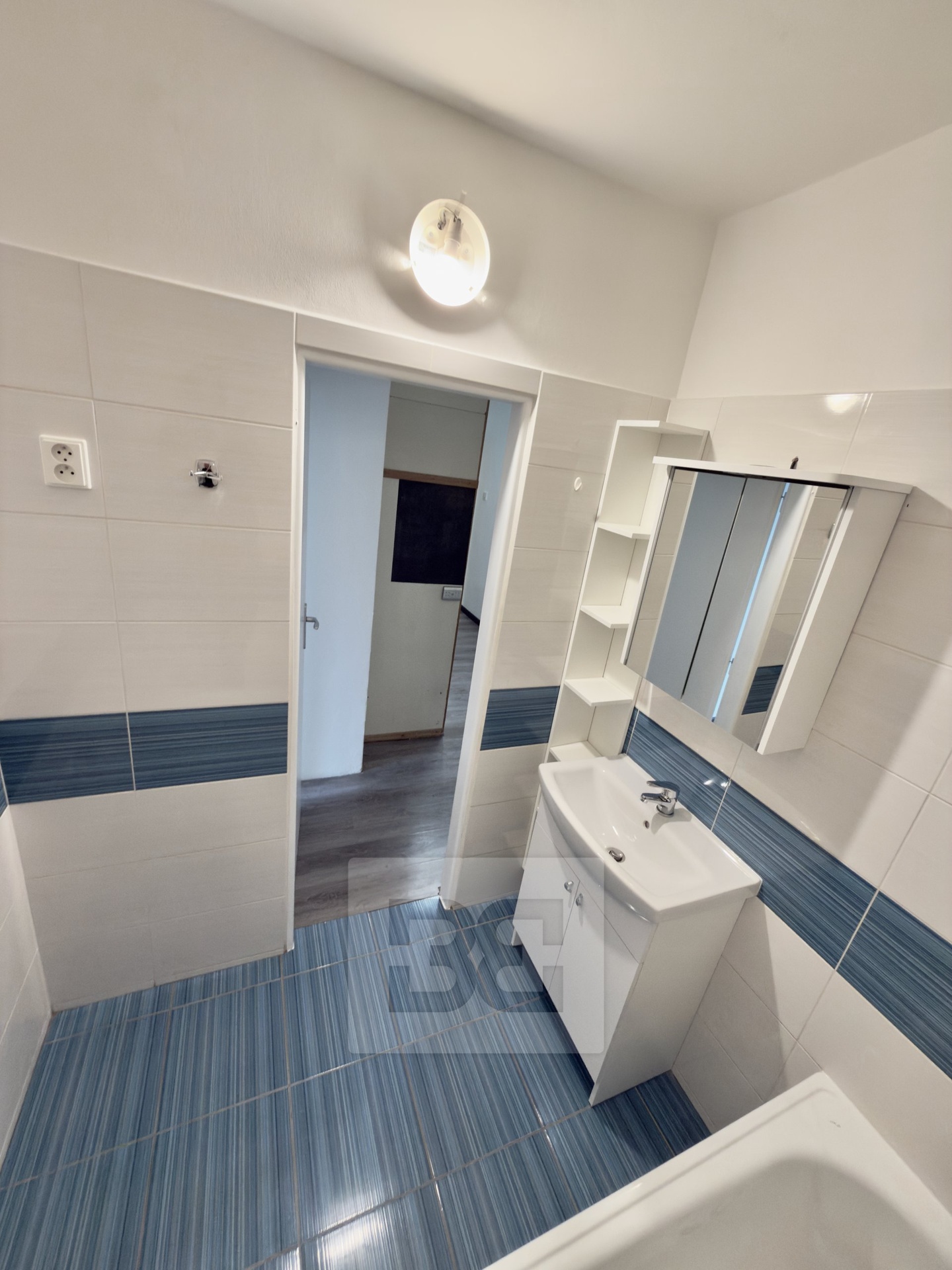 Apartment for rent 3+1 74 m², Prague - Hlubočepy