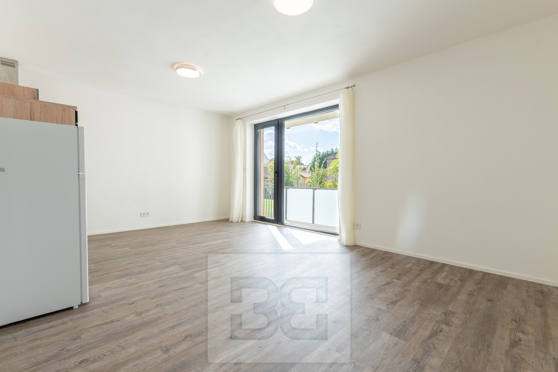 Pronájem bytu 1+kk 37 m², Plzeň - Skvrňany