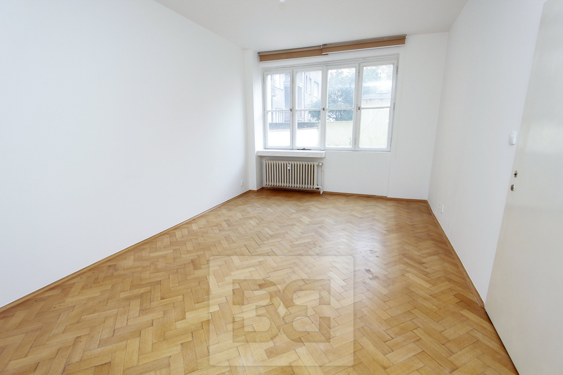 Rent flats 2+1 52 m², Praha - Holešovice