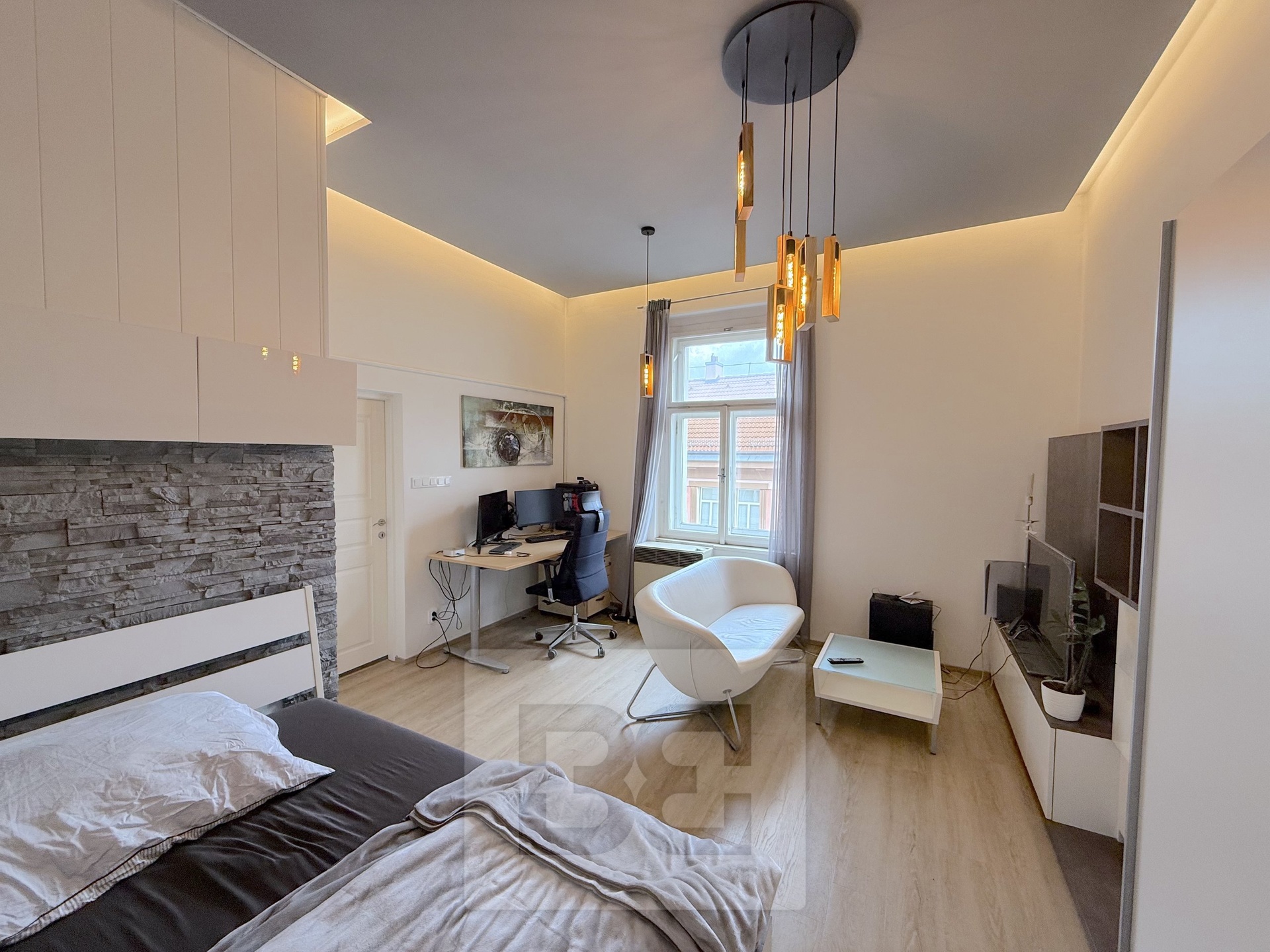 Apartment for rent 1+1 40 m², Praha - Žižkov