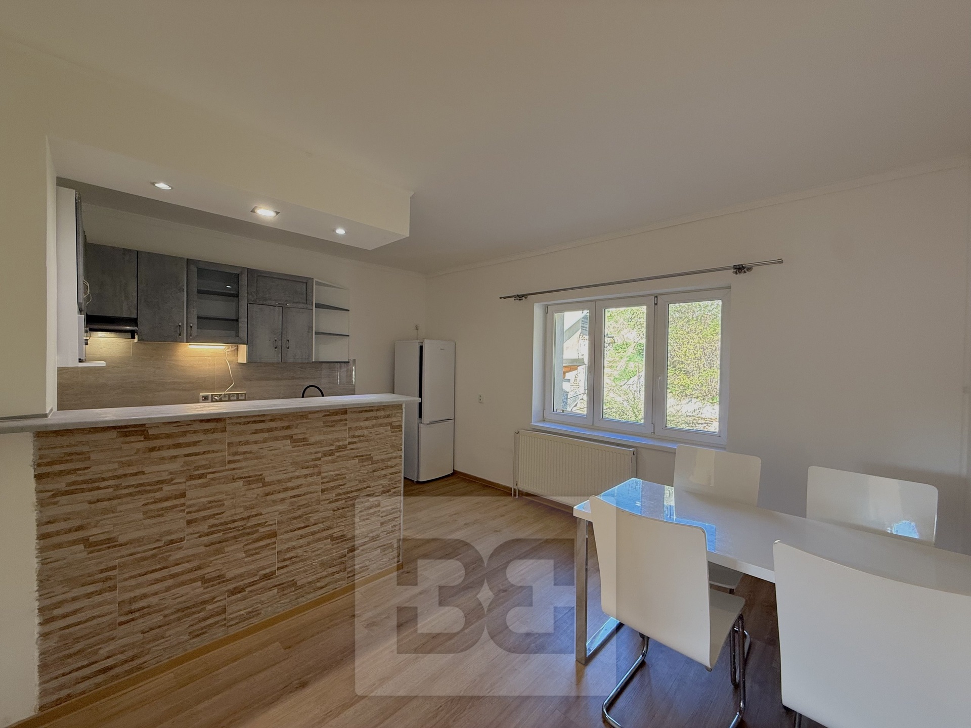 Apartment for rent 2+1 74 m², Vodochody