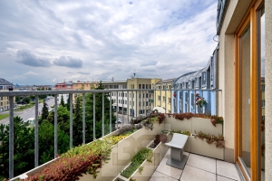 3BED apt in Prague 6 – Suchdol, street Suchodlské náměstí