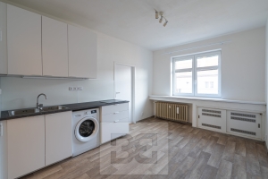 Pronájem bytu 2+kk 38 m², Praha - Vršovice