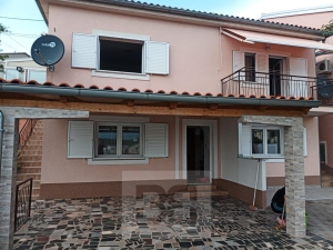 Prodej apartmánového domu v obci Senj v Chorvatsku