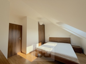 Apartment for rent  67 m², Praha - Cholupice