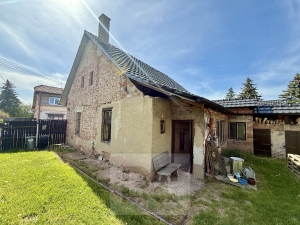 Rodinný dům na parcele o ploše 2248m² v obci Krupá v okrese Rakovník