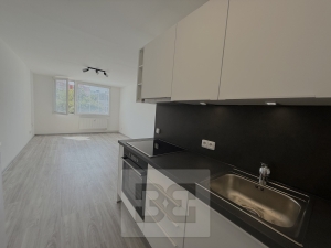 Pronájem bytu 2+kk 45 m², Praha - Bohnice