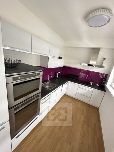 Pronájem bytu 2+kk 59 m² s garážovým stáním v ceně