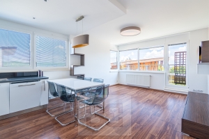 Pronájem byty 3+kk, 70 m² - Praha - Velká Chuchle