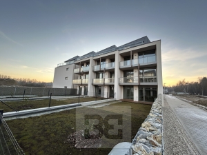 Pronájem bytu 2+kk, 63 m² s parkovacím stáním, Terasy Branišovská-České Budějovice 2