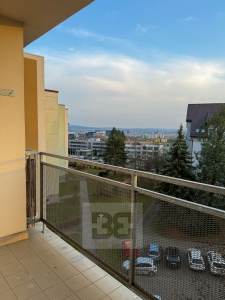 Prostorný a světlý byt 72 m² s balkonem – skvělá lokalita v Plzni