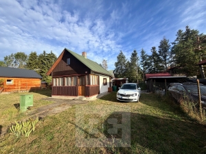 Cottage in the Village of Mokrovraty