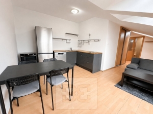 Pronájem bytu 2+kk, 51 m² - Praha - Běchovice