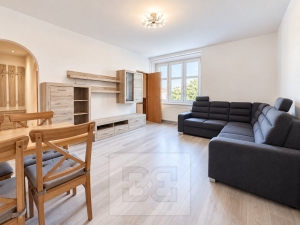 Rent flat 2+1 / 3+1 52 m², Praha - Střešovice