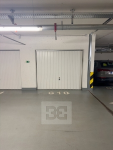 Garage for rent, 18 m² - Prague - Holešovice