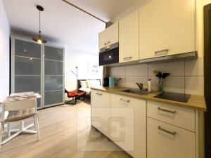 Pronájem byty 1+kk, 28 m² - Praha - Vršovice