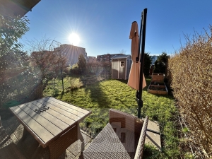 Apartment with a garden and parking 1+Kk 38 m², Hostivice