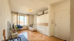 Pronájem bytu 2+kk 40 m² nedaleko metra