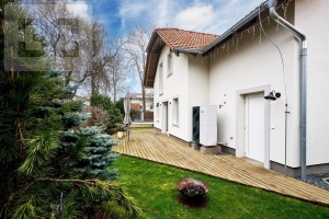 Prodej rodinné domy, 139 m² - Zlatníky-Hodkovice - Zlatníky