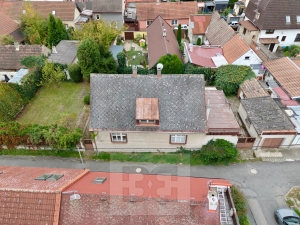 Sale of family house 130 m², land 784 m² - Kladno - Švermov