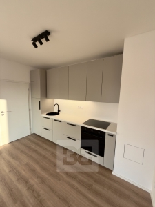 Pronájem bytu 2+kk 44 m² - terasa, zahrada, garážové stání v ceně
