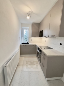 Pronájem bytu 3+1, 59 m² - Praha - Košíře