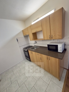 Pronájem bytu 2+kk 40 m², Praha - Strašnice