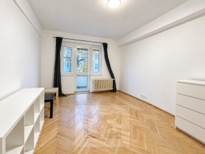 Pronájem byty 2+1, 47 m² - Praha - Nusle