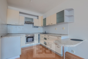 Rent flats 2+KT 54 m², Praha - Záběhlice