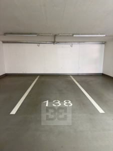 Pronájem garážové stání, 15 m² - Praha - Letňany