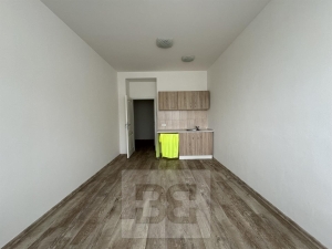 Příjemný byt 1+kk s výbornou dostupností
