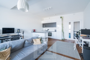 Sale flats 2+KT 63 m², Praha - Holešovice