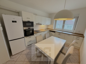 Rent houses Family 196 m², Praha - Stodůlky