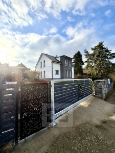 Modern Brick Family House 4(5) BED (160 m²) on a 560 m² Plot – Louňovice