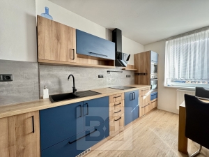 Pronájem byty 2+1, 61 m² - Rousínov