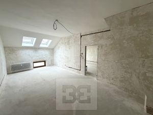 Sale commercial Block of flats 748 m², Štětí