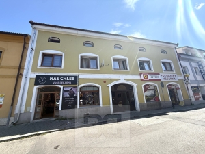 Sale commercial Block of flats 748 m², Štětí