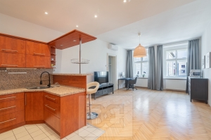Pronájem bytu 2+kk 73 m², Praha - Karlín