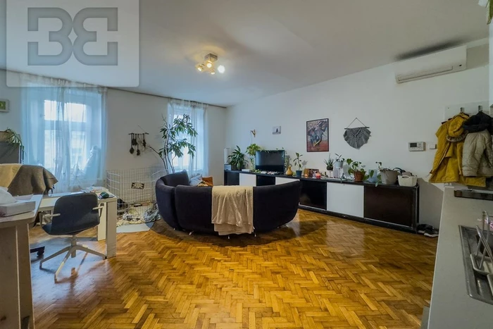 Zařízený byt 2+kk 55 m² v srdci Prahy