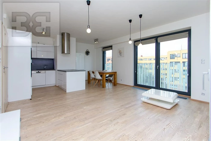 Nice one-bedroom studio flat 66 m² at Garden Towers residence
